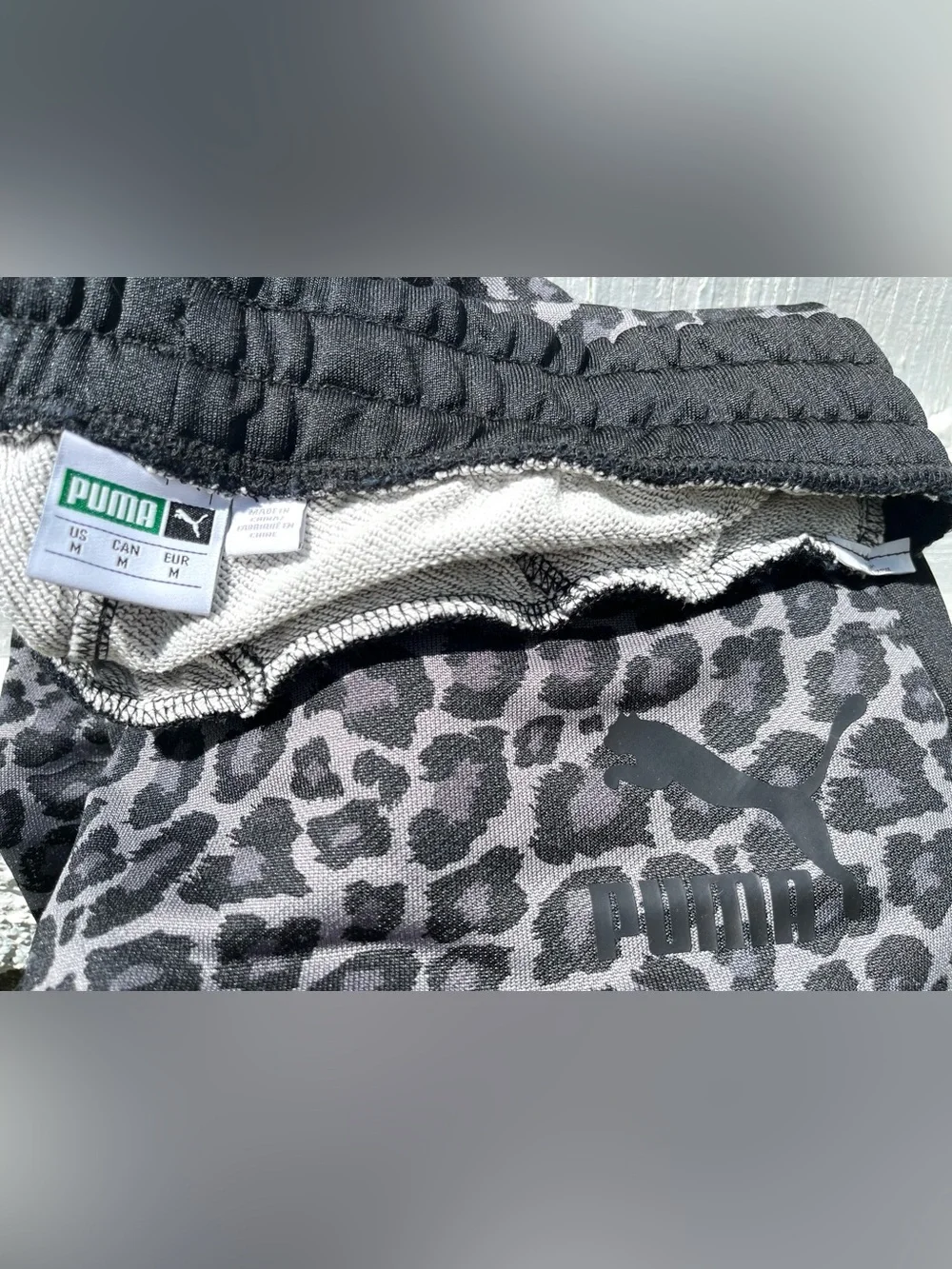 Puma Rare Jogger Track Pants Wild pack T7 Smoked Pearl Leopard Print Men's M